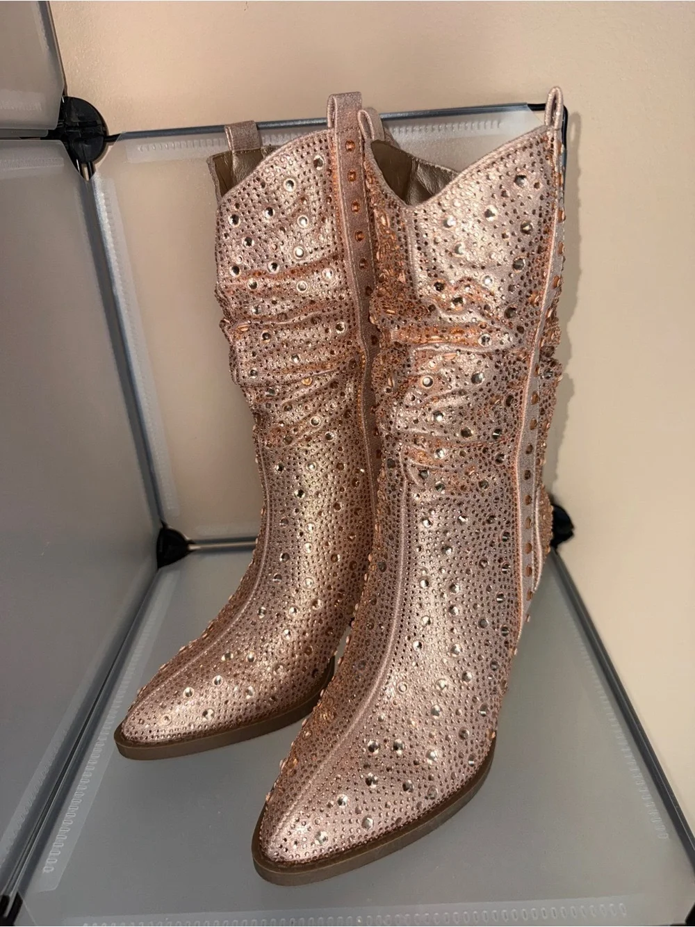 Forever Women's Rose Gold Rhinestone Western Cowgirl Block Heel Boots Size 5.5